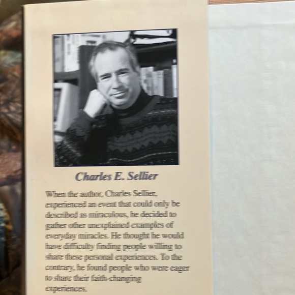 252 pages✨hard back book✨Miracles and Other Wonders by Charles Sellier - Picture 4 of 5